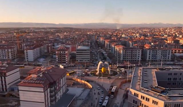 Malatya'da Kavurucu Sıcaklar Geri Döndü! Termometreler 39 Dereceyi Gösterecek..