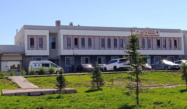 Kayseri’de Evinde Bıçaklanan 59 Yaşındaki Adam Hayatını Kaybetti!