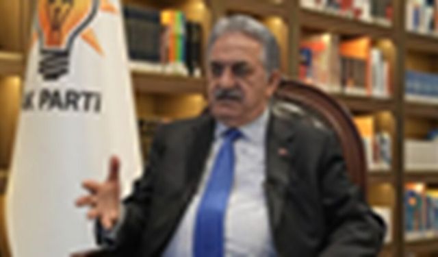 AK Parti'nin 25 Yıllık Yolculuğunda Yeni Hedefler: Hayati Yazıcı'dan Dikkat Çeken Mesajlar!