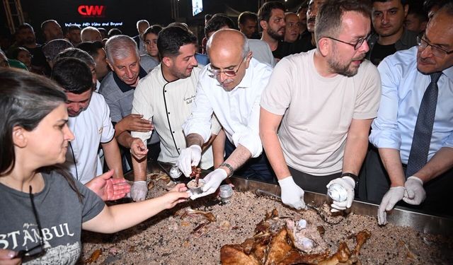Malatya’da Lezzet Buluşması Sona Erdi! Gastronomi ve Kültür Sokağı Yoğun İlgi Gördü