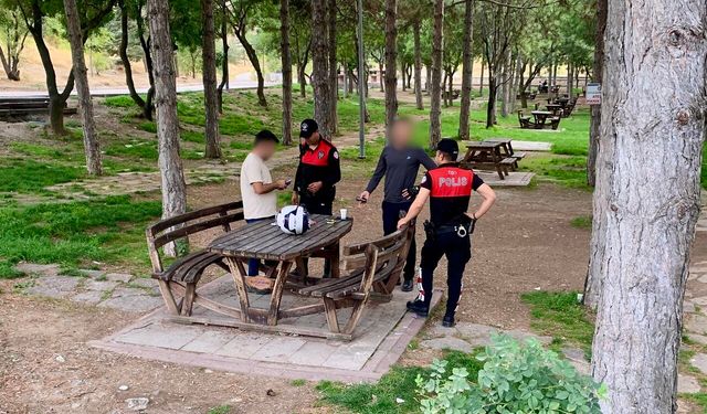 Malatya’da 24 Saatlik Güvenlik Bilançosu: Aranan 15 Kişi Yakalandı, Uyuşturucu Ele Geçirildi