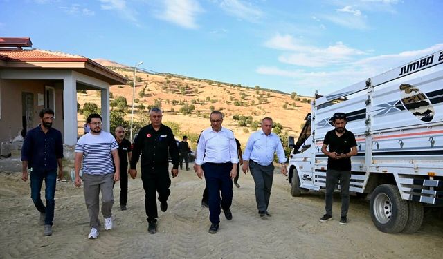 Vali Yavuz Deprem Konutlarından Yol Çalışmalarına Doğanyol’da Tek Tek İnceleme Yaptı