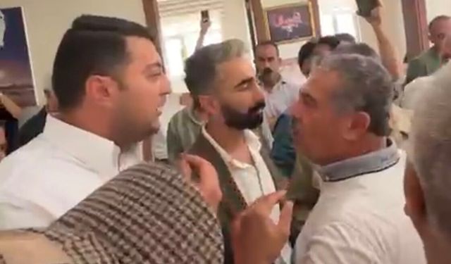 Arapgir’de Parti Binası Gerilimi: Polis Araya Girdi!