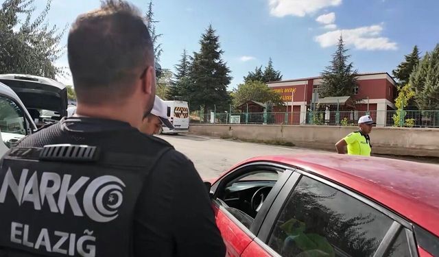 Ehliyetsiz yakalandı, 81 bin TL ceza kesildi