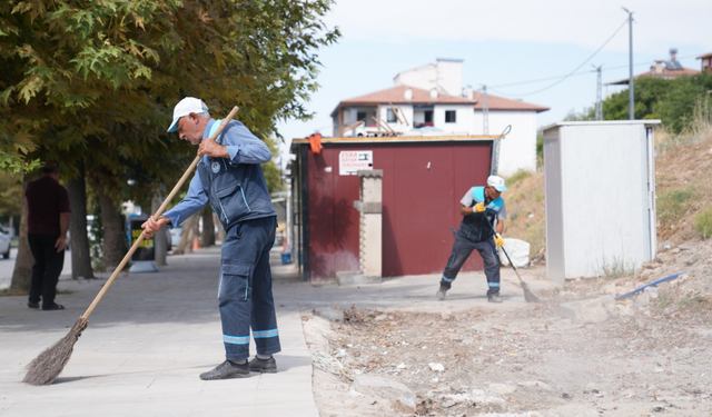 Malatya’da Konteyner Çarşıları Bir Bir Kaldırılıyor: Boşalan Alanlarda Temizlik Başladı