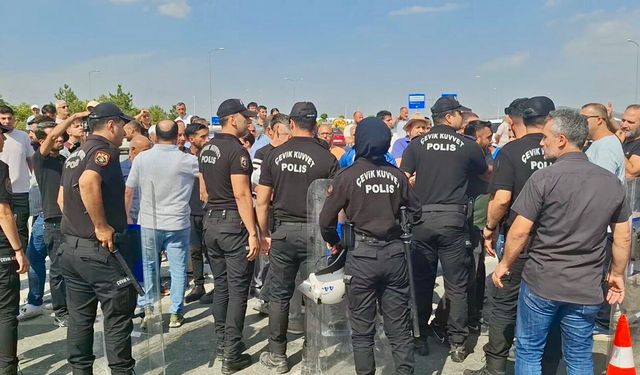 Malatya’da Kazaların Yaşandığı Kavşakta Halk Yola İndi: Polis İzin Vermedi