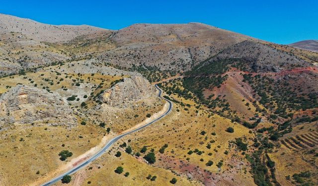 Malatya’da 6 Mahalle İçin 55 Kilometrelik Yol Seferberliği