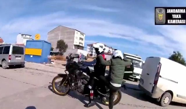 Malatya’da KPSS Adayının İmdadına Jandarma Yetişti! Kimliğini Böyle Ulaştırdılar