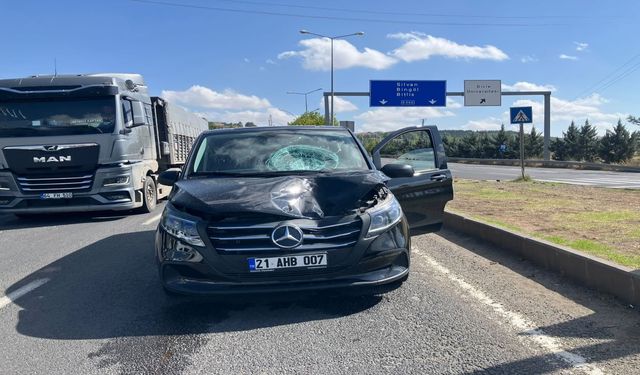 Diyarbakır’da Feci Kaza! Karşıya Geçmek İsteyen Şahsa Araç Çarptı