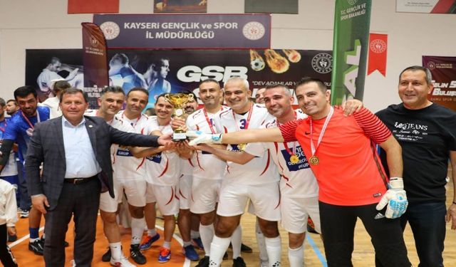 Kayseri’de Büyük Rekabet Sona Erdi! Ödüller Sahiplerini Buldu