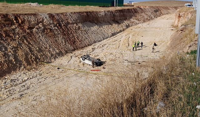 15 Metre Yükseklikten Uçtu! Şanlıurfa’da Sürücü Hayatını Kaybetti
