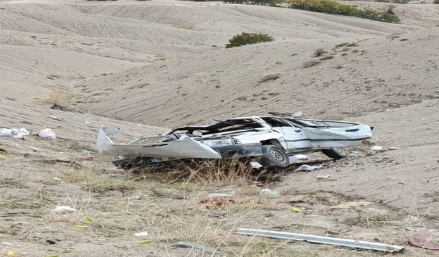 Elazığ’da Feci Kaza! Otomobil Uçuruma Yuvarlandı, 1 Ölü 1 Yaralı