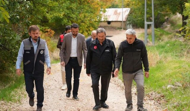 Darende’de Asfalt Mesaisi! Başkan Bozkurt Sahaya İndi