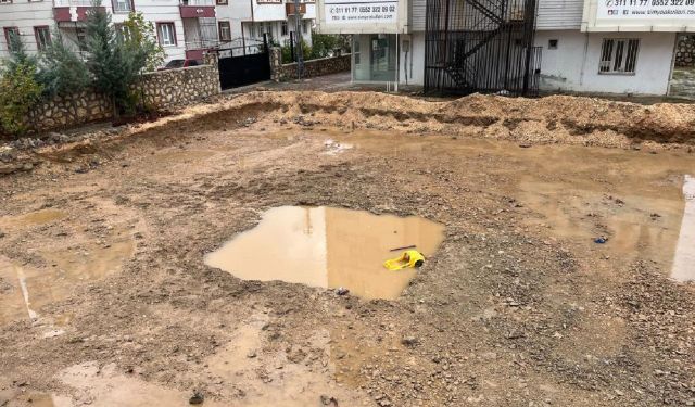 Asansör Boşluğu Su ile Doldu, 7 Yaşındaki Çocuk Hayatını Kaybetti