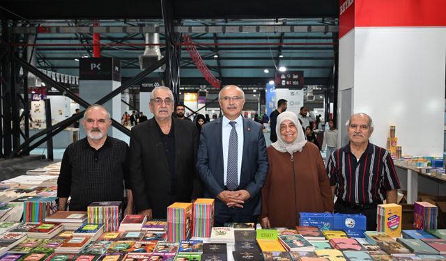 Malatya Kitap Fuarı’nda Yazarların Dikkatini Çeken Detay! Sami Er’den Yeni Açıklama