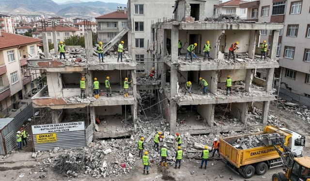 BİNA YIKIM İŞİ YAPTIRILACAKTIR