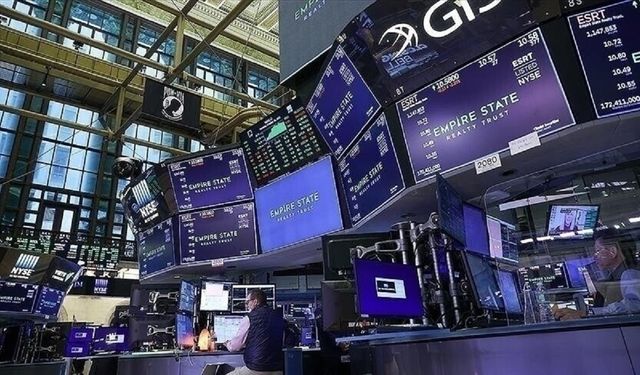 Küresel Piyasalarda Teknoloji Depremi! Altın, Petrol Ve Borsalarda Son Durum