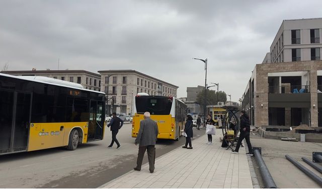 Malatya’da Kış Öncesi Tepki Çeken Görüntü! Vatandaş Yine Açıkta Kalacak