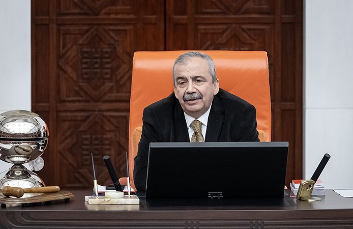 Sırrı Süreyya Önder'in koltuğuna oturacak isim belli oldu