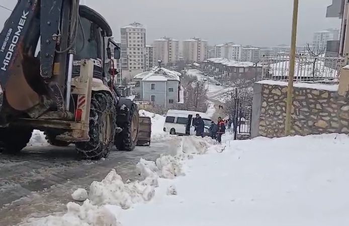Malatya ve çevresinde yol alarmı: Birçok güzergahta ulaşım kontrollü sağlanıyor