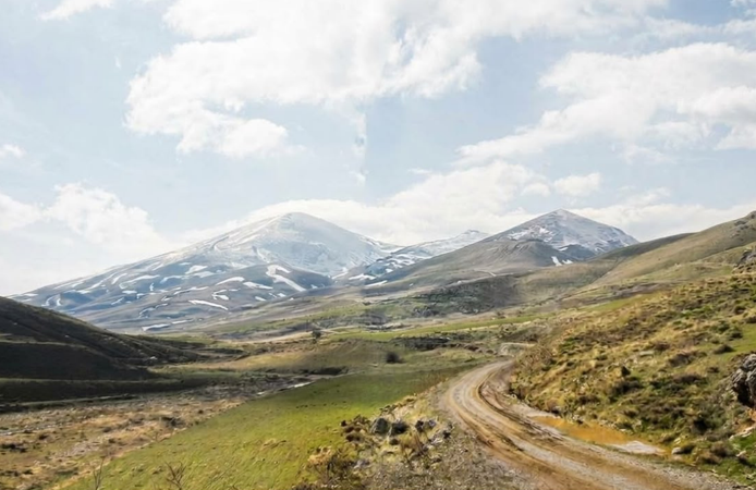 Malatya’da Kış Boyunca Beydağı’nda Birikiyor! Eriyince Hangi Kaynaklara Ulaşıyor?