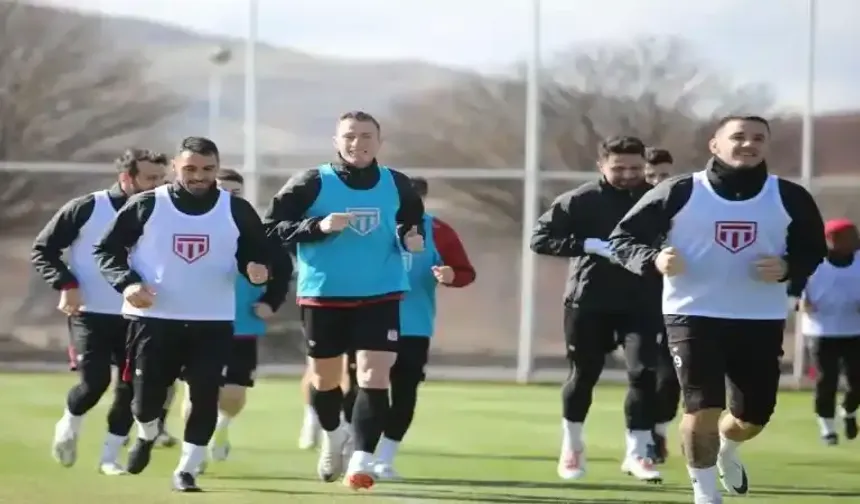 Sivasspor, Zorlu Deplasman Öncesi Taktik Çalıştı!