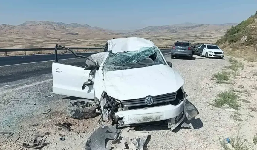 Trafik kazası: 1’i bebek 4 yaralı