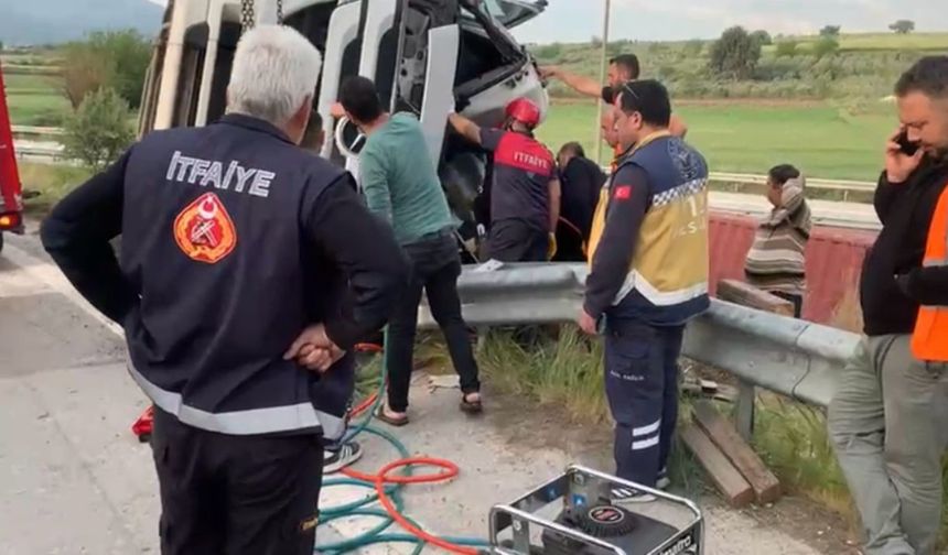 Osmaniye’de tır şarampole devrildi: 1 ölü