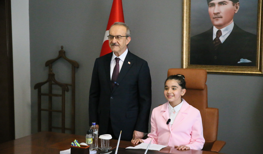 Malatya'da 23 Nisan'da Vali değişti