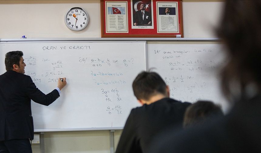 1 Mayıs’ta öğretmenlere ek ders ödenir mi?