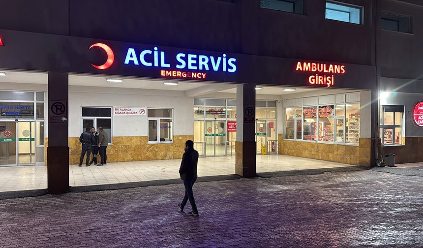 Sivas'ta 53 üniversite öğrencisi gıda zehirlenmesi şüphesiyle hastaneye başvurdu