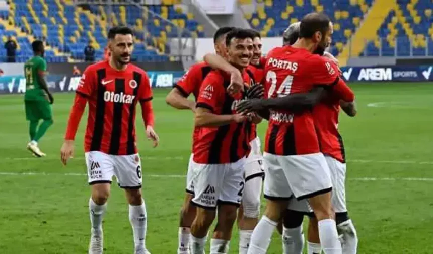 Malatya’nın kaptanı Süper Lig’e geri dönme yolunda!