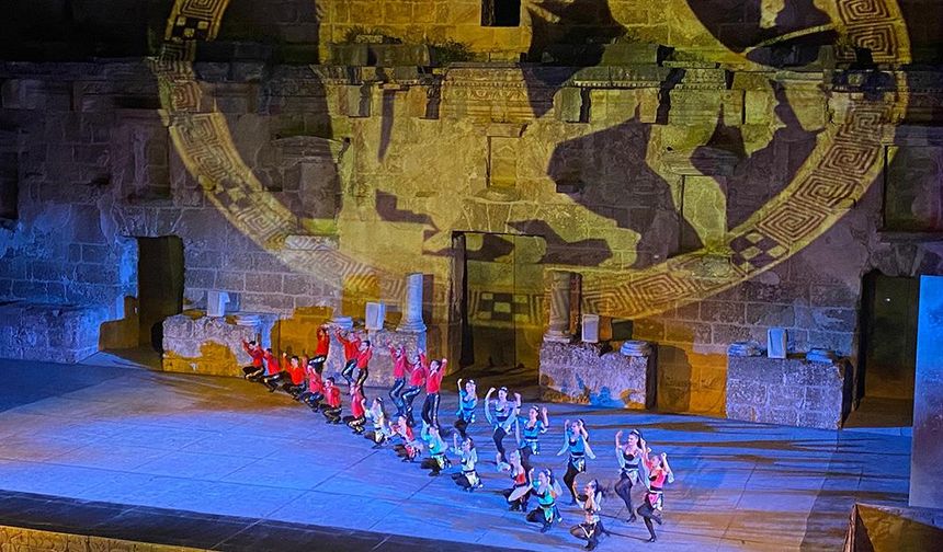 Aspendos'ta Tarih Canlandı, Anadolu Sahneye Taşındı