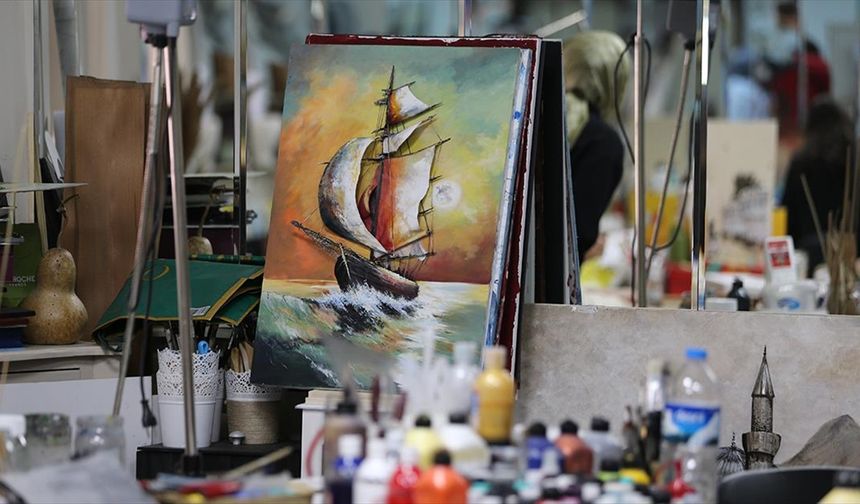 Atıktan sanat eserine...