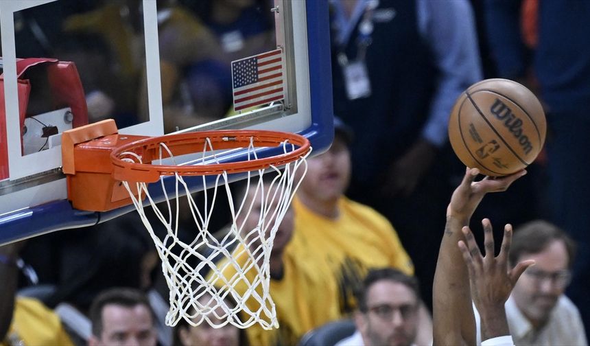 Brunson ve Towns'tan Gövde Gösterisi! Knicks Seride Öne Geçti
