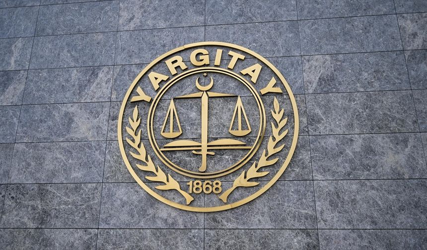 Yargıtay'dan Emsal Karar: Eşini Eve Kilitleyen Kocanın Cezası Onandı