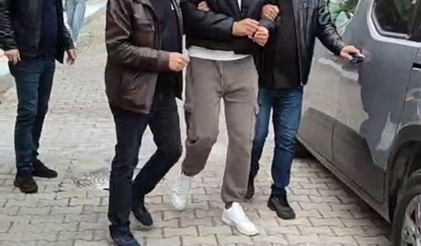 37 Yıl Hapis Cezasıyla Aranan Erdoğan Ş., Kız Arkadaşıyla Tatilde Yakalandı