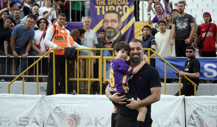 Arda Turan’dan, Eyüpspor’a veda mesajı