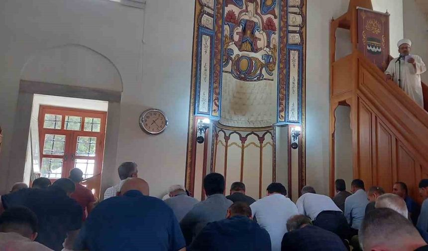 Diyanet’ten gençlere ‘evlenin’ ebeveynlere de ‘evlilikleri zorlaştırmayın’ çağrısı