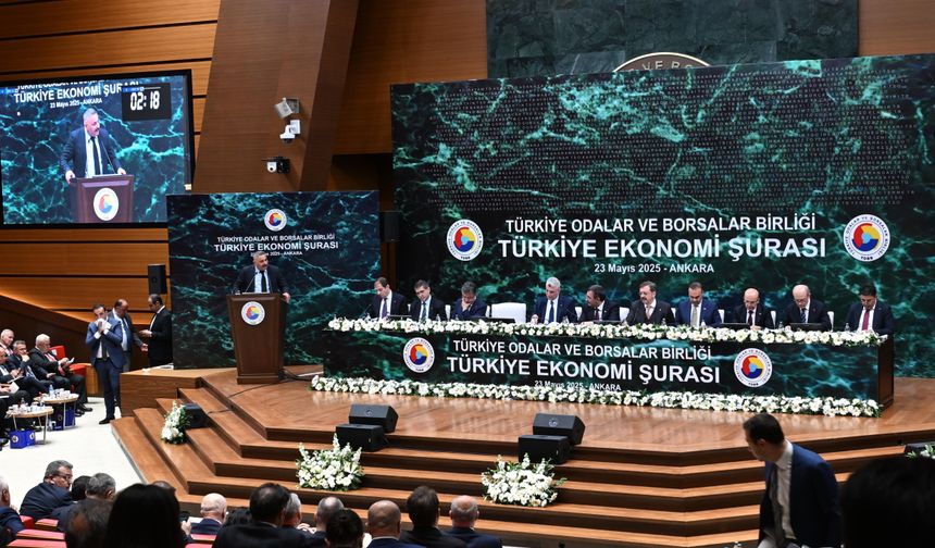 Sadıkoğlu, Ekonomi Şurası'nda konuştu:  Ankara’dan acil destek istedi