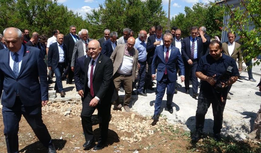 Malatya’da Kayısı Alarmı! TBMM Komisyonu Sahada