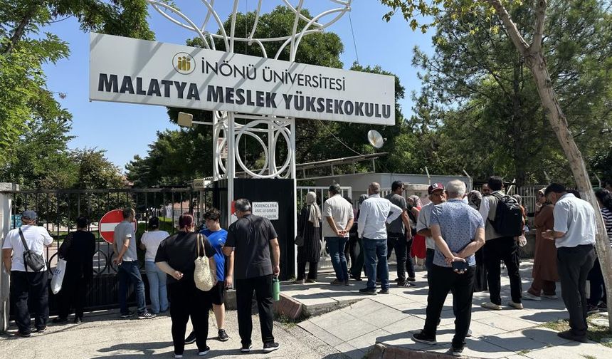Malatya’da YKS’nin ikinci oturumu başladı