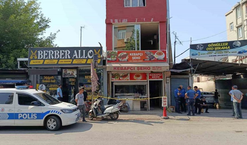 Adana’da evlat vahşeti: Annesini defalarca bıçaklayıp öldürdü