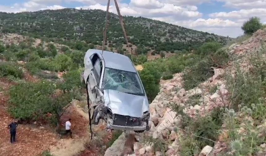 Adıyaman'da otomobil şarampole yuvarlandı: 1 yaralı