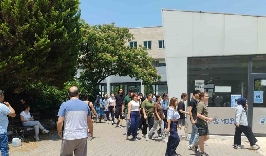 TYT sona erdi, adaylar sınav deneyimlerini paylaştı