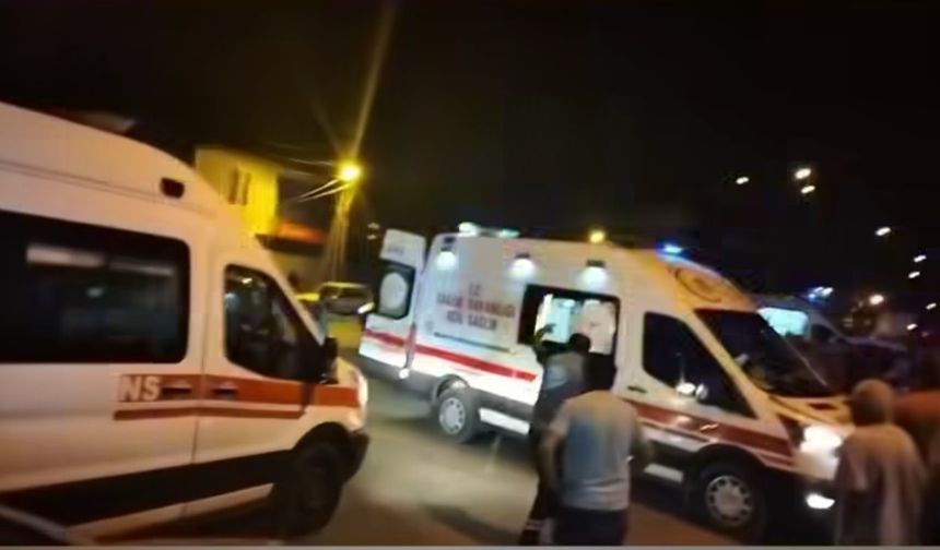 Van’da üç araç çarpıştı: 5 yaralı