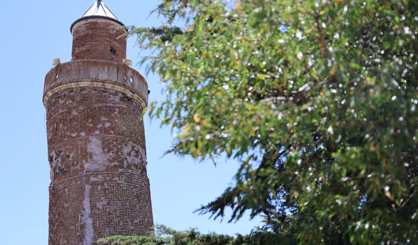 Anadolu'nun saklı mücevheri duruşuyla Pisa’yı solladı!