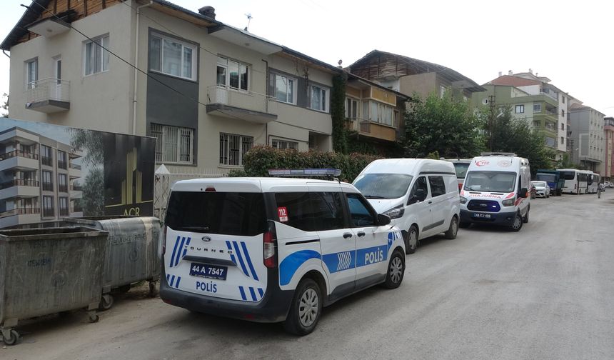 Malatya’da ecel yaşlı adamı kanepede yakaladı!