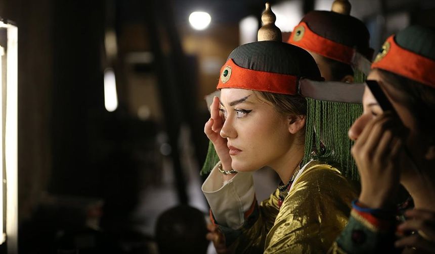 Sahne Arkasında Hummalı Çalışma: ‘Turandot’ ve ‘Kuğu Gölü’ Provaları