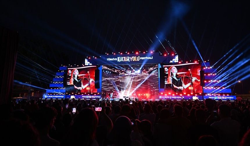 8 Ay Sürecek Dev Festival Başlıyor: Türkiye Kültür Yolu 26 Şehri Sanatla Buluşturacak